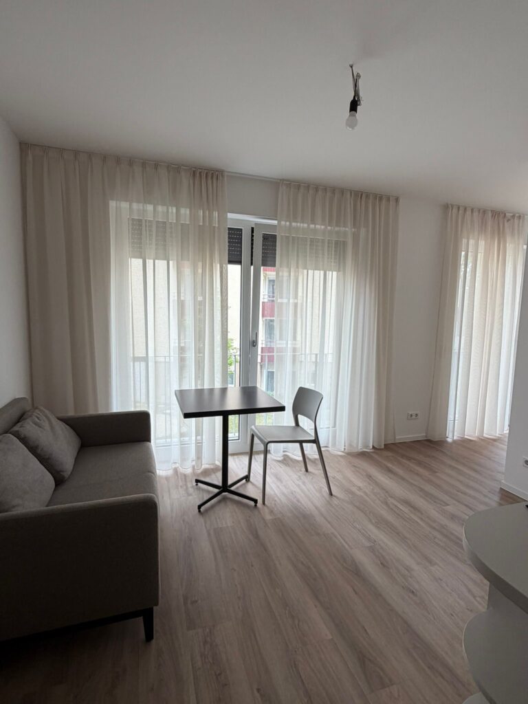 Wohnzimmer.JPEG