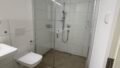 Modernes Badezimmer